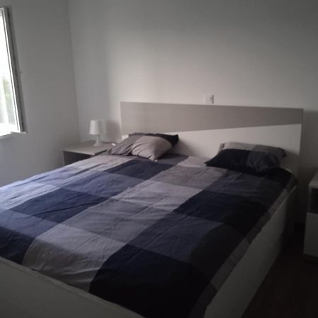 Anton Apartment Повля Екстериор снимка