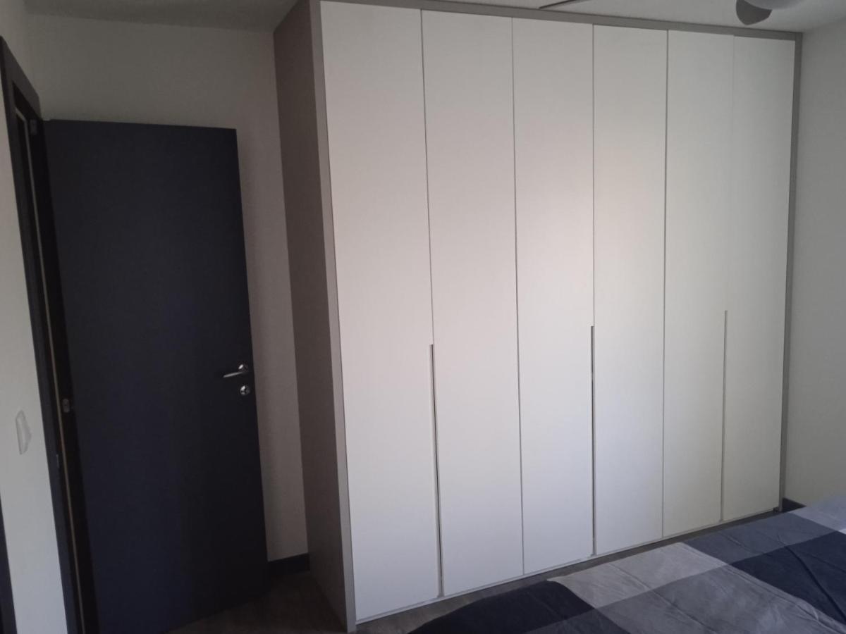 Anton Apartment Повля Екстериор снимка